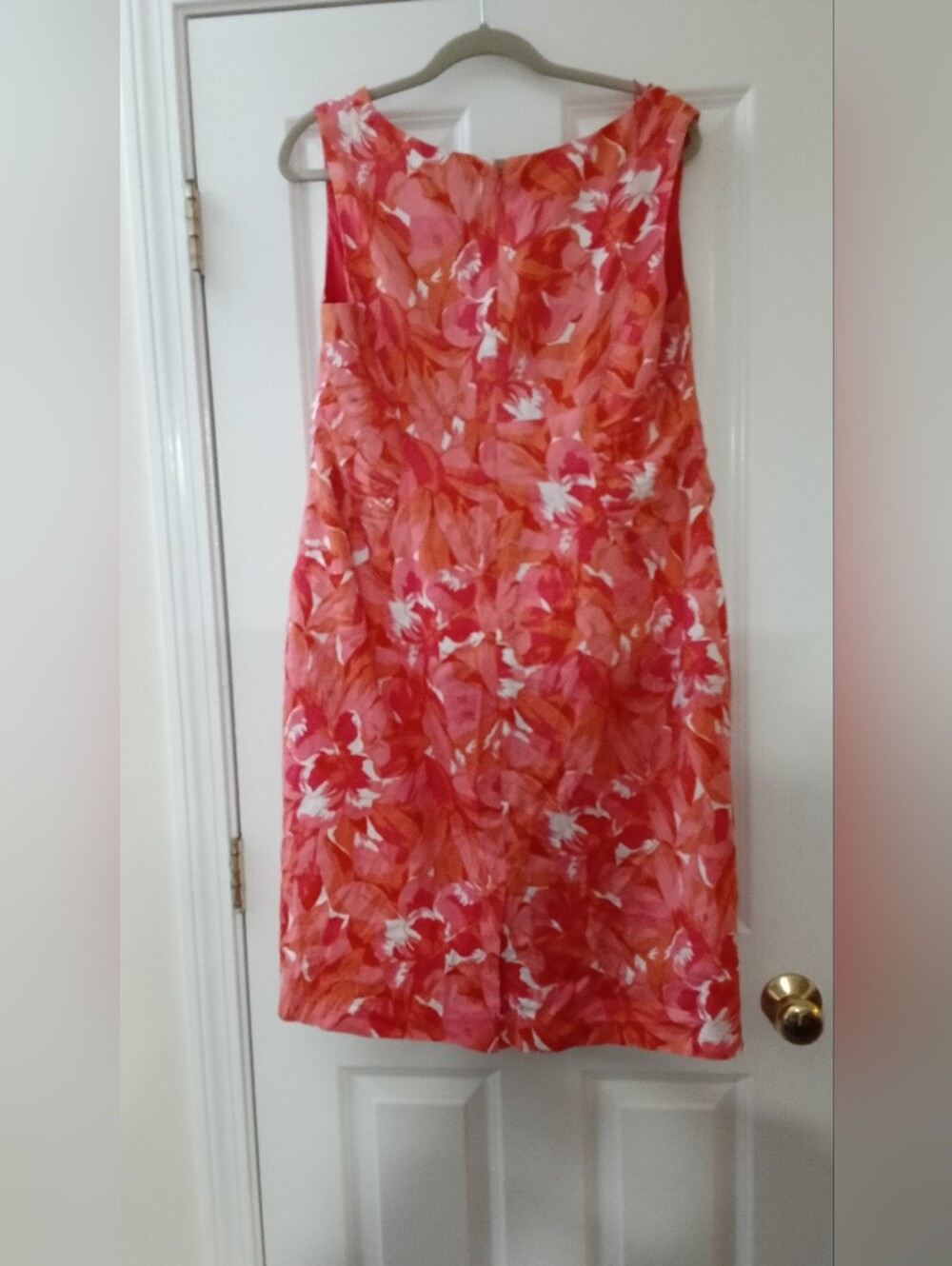 ADRIANNA PAPELL Floral V-Neck Sleeveless Sheath Dress in Coral Pink SIZE 16W - Picture 8 of 10